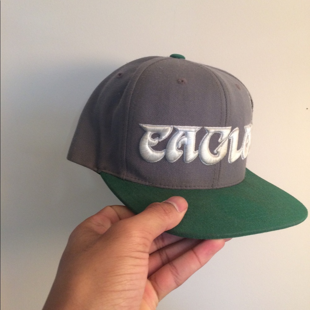 Rare Mitchell and Ness Eagles snapback